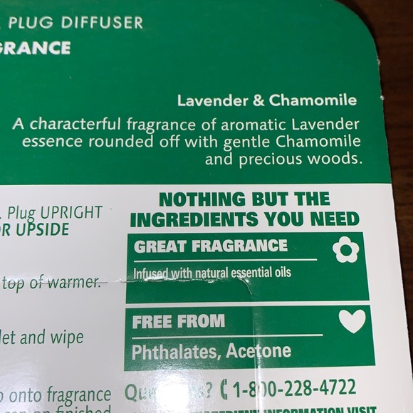 Air Wick Scented Oil, 1 Warmer & 9 Refills - Picture 10 of 12